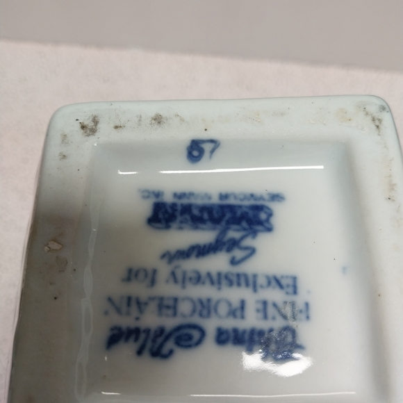 China Blue Vase - Picture 4 of 4